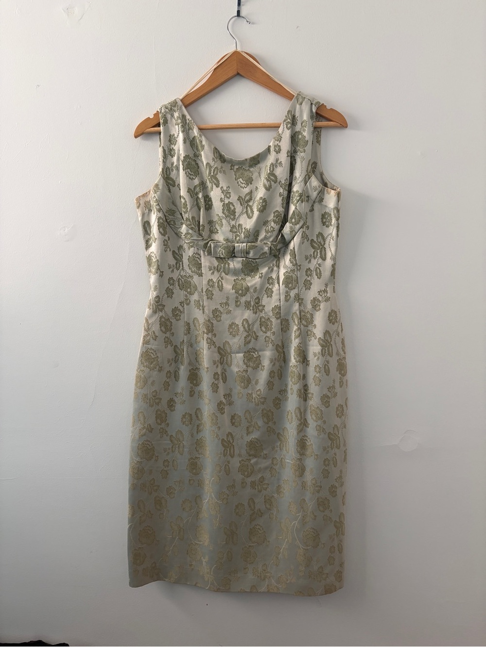 Elegant Vintage 50-60s Olive Jacquard Two-Piece Dress with Wide Collar - Picture 8 of 12